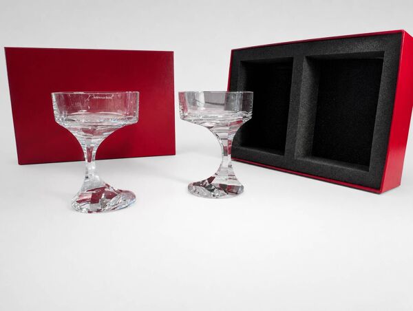 2 verres à champagne en cristal Baccarat modèle Narcisse par Boris Tabacoff