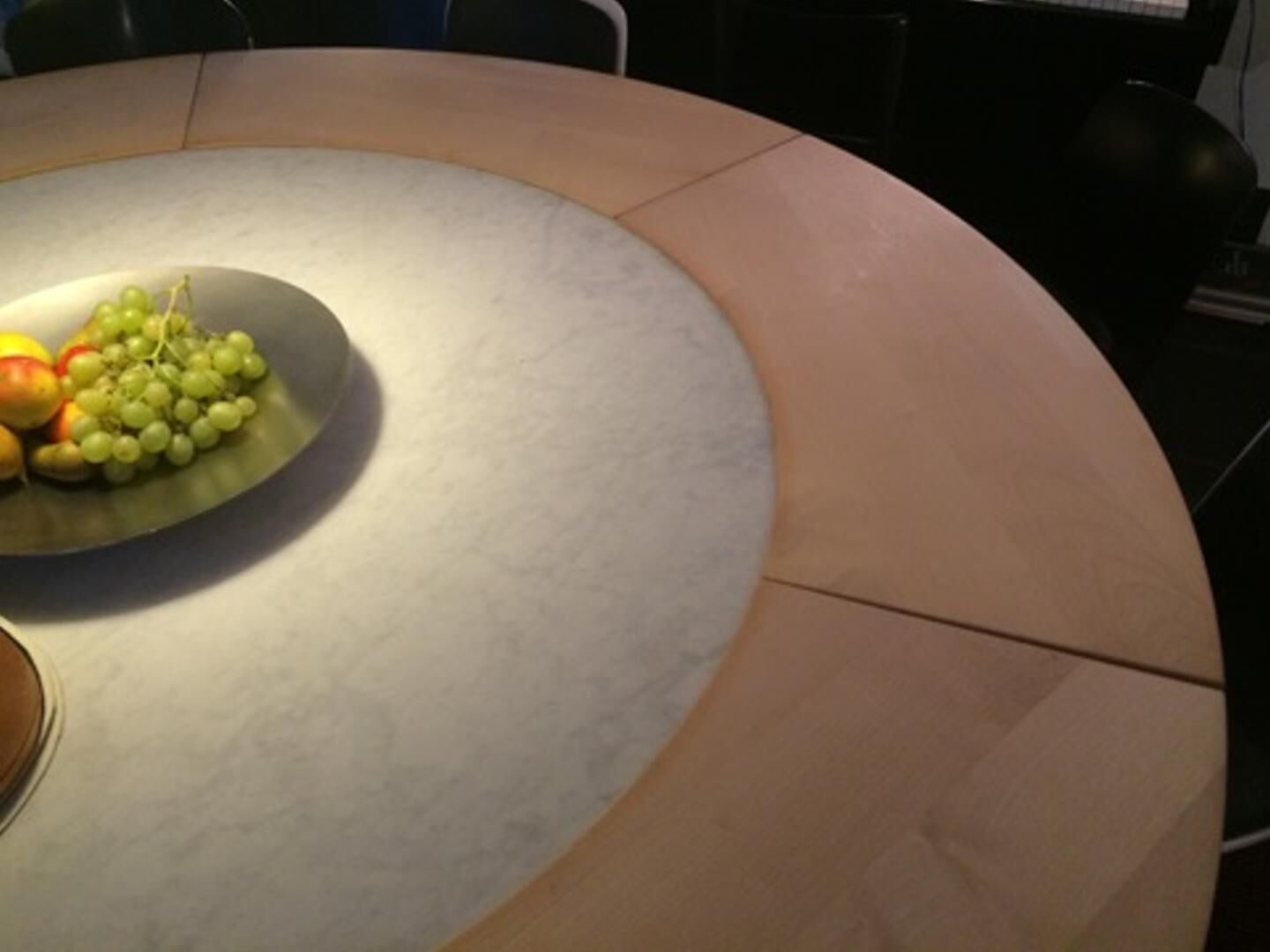 Kp54 + 54 A Poul Kjærholm Dining table