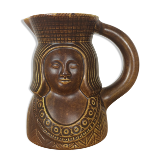 Pitcher anthropomorphic woman of Saint Clement
