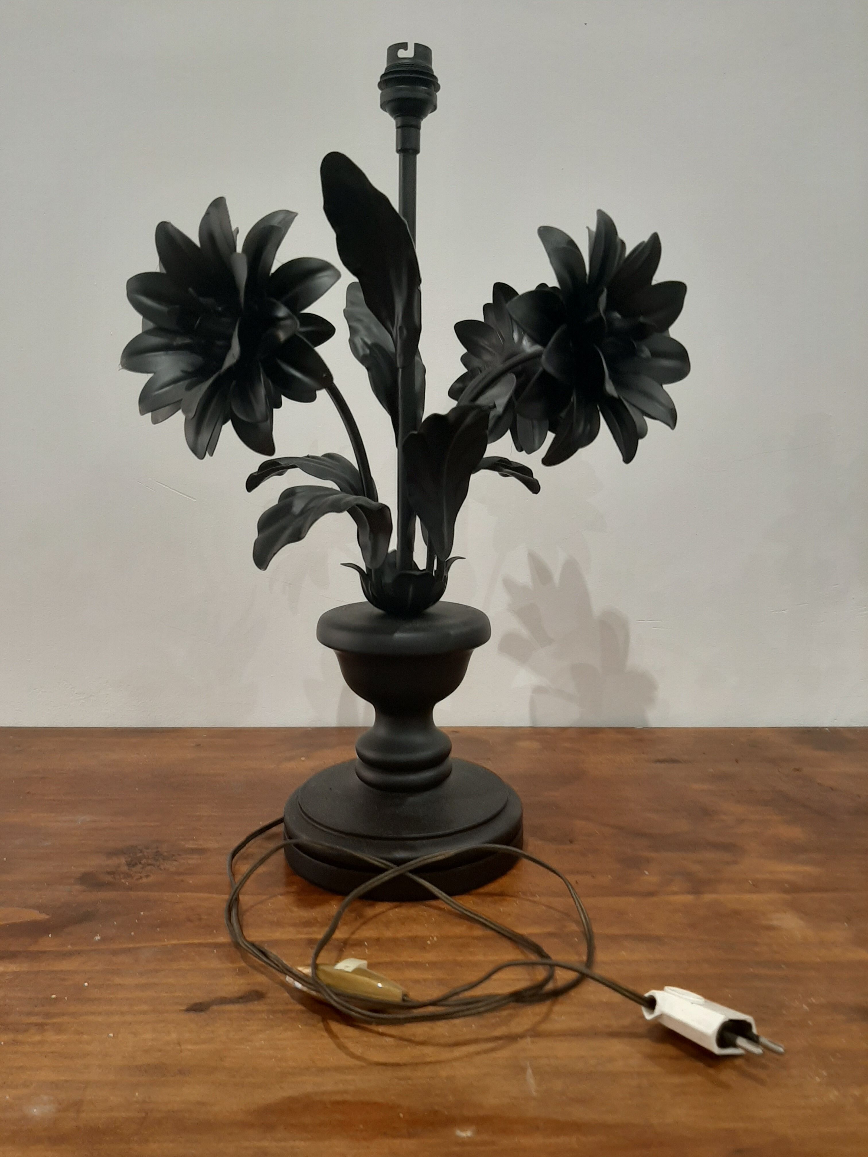 Duo of flower lamp bases