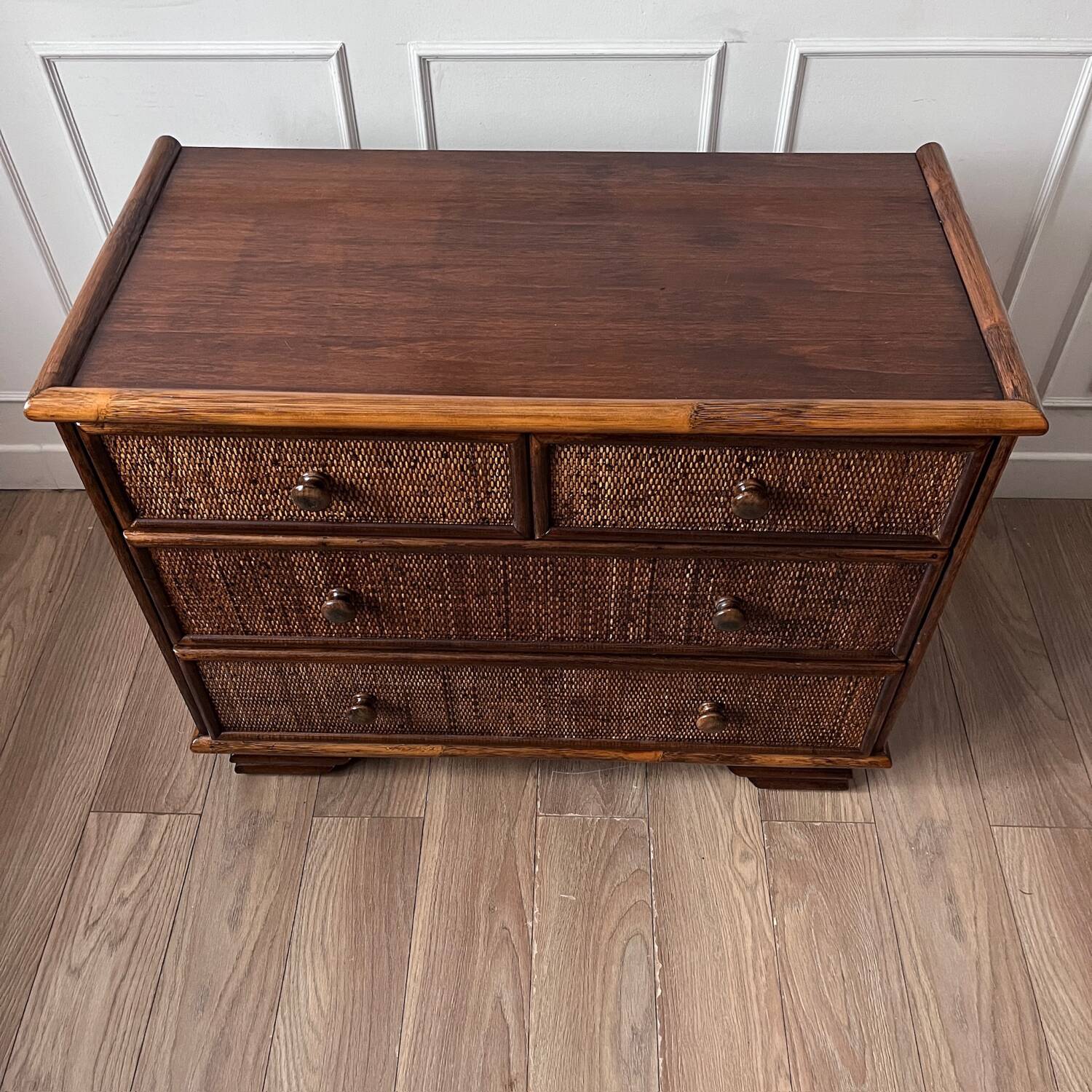 Commode en rotin