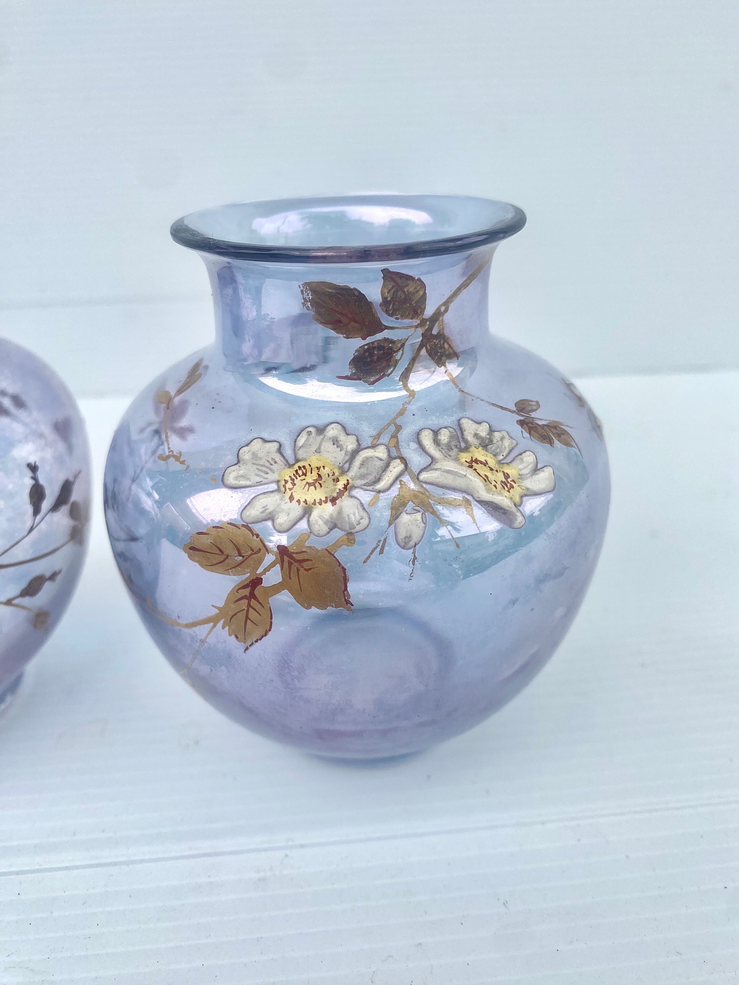 Paire de petits vases art nouveau decor floral émaillé
