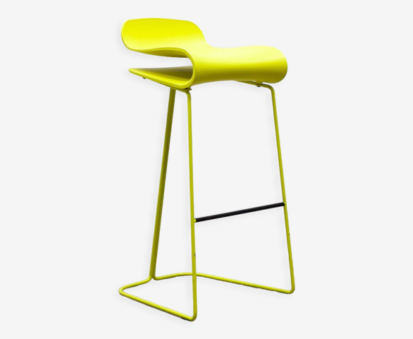 Tabouret haut BCN de chez Kristalia dessiné par Harry-Paul
