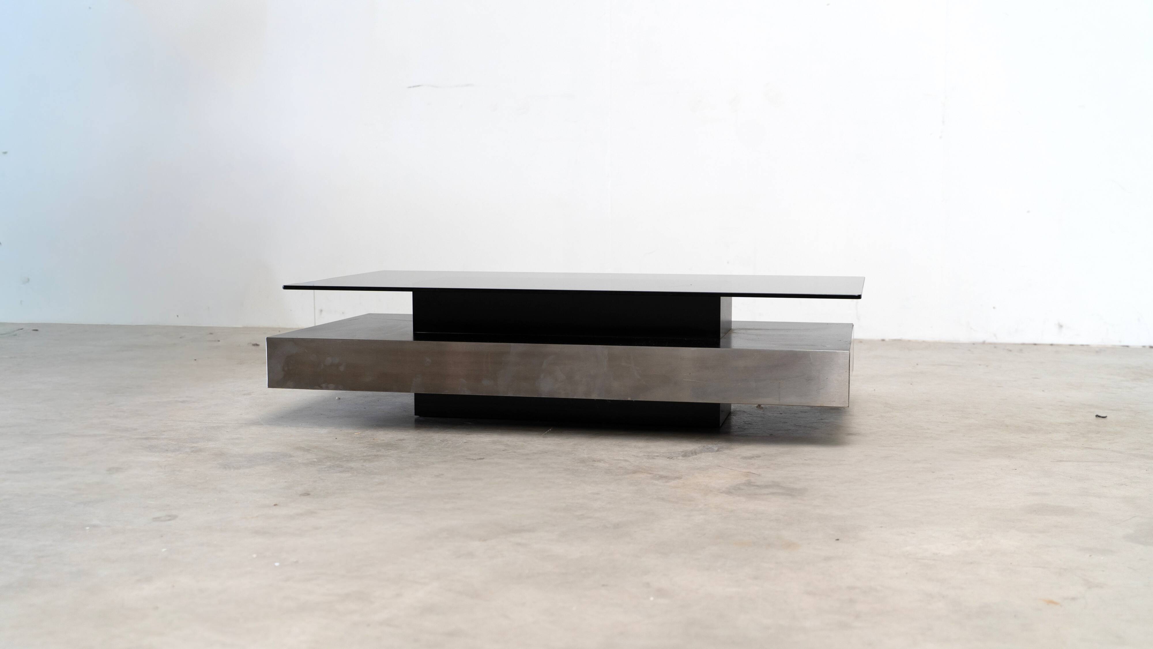 Table basse à deux niveaux par Roche Bobois