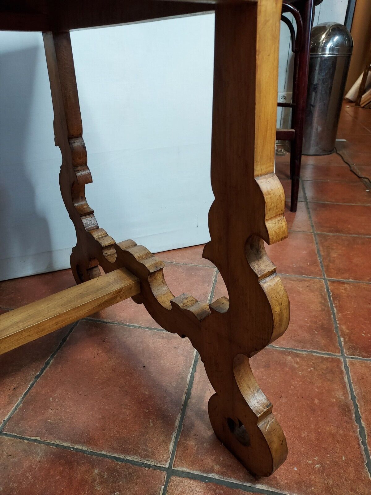 Table bureau en noyer