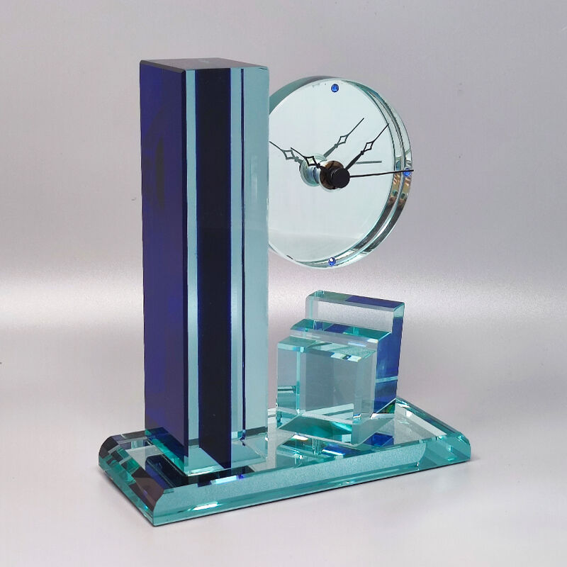 1970s Astonishing Table Clock by Omodomo in Crystal. Made in Italy