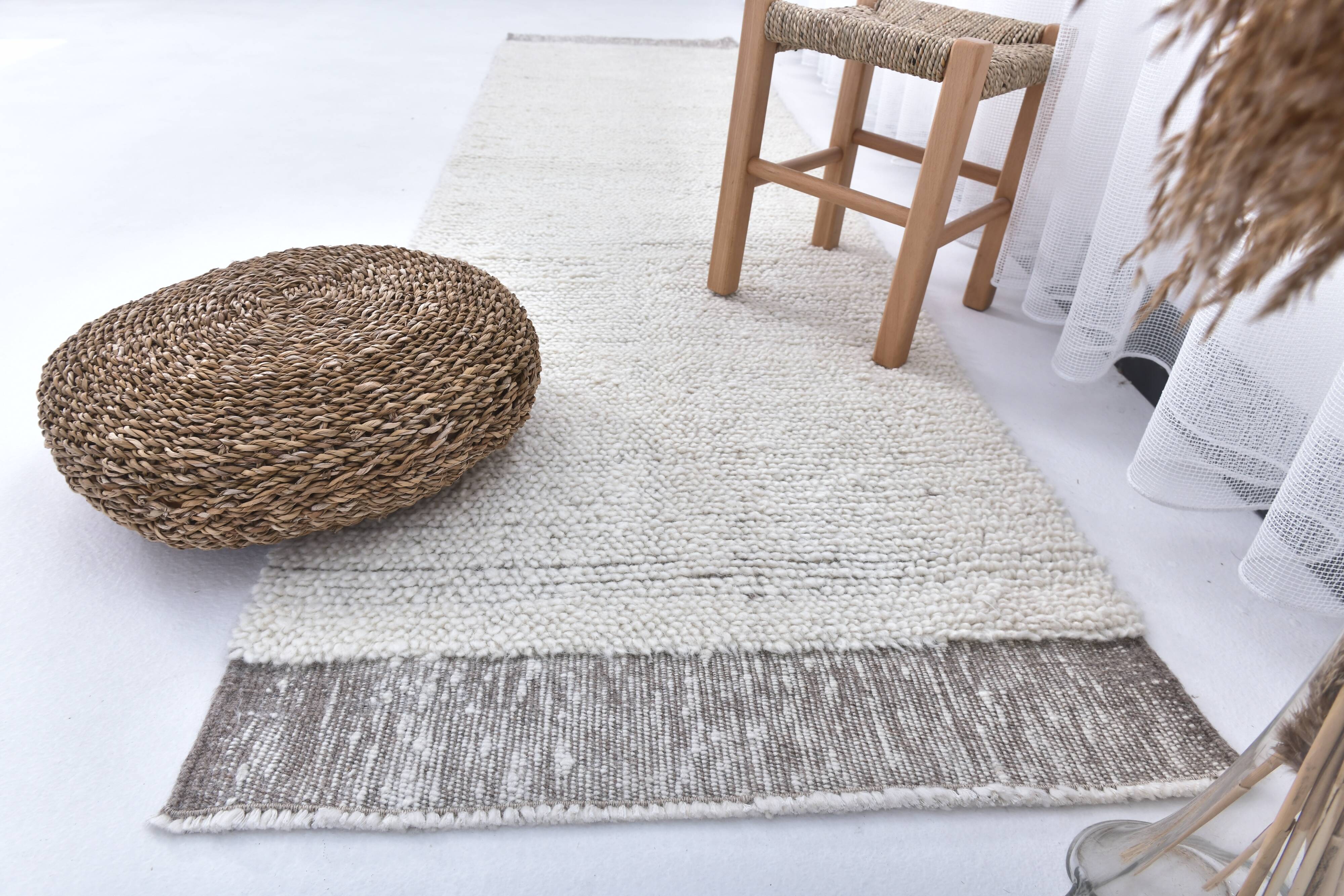 2x8 Earthly & White Turkish Runner Rug, 29x250Cm