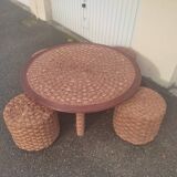 Table basse et 4 tabourets