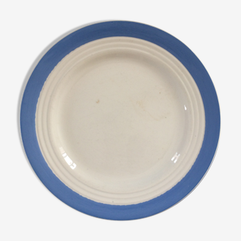 Set de 11 assiettes blanches à entourage bleu années 60 Saint Amand.