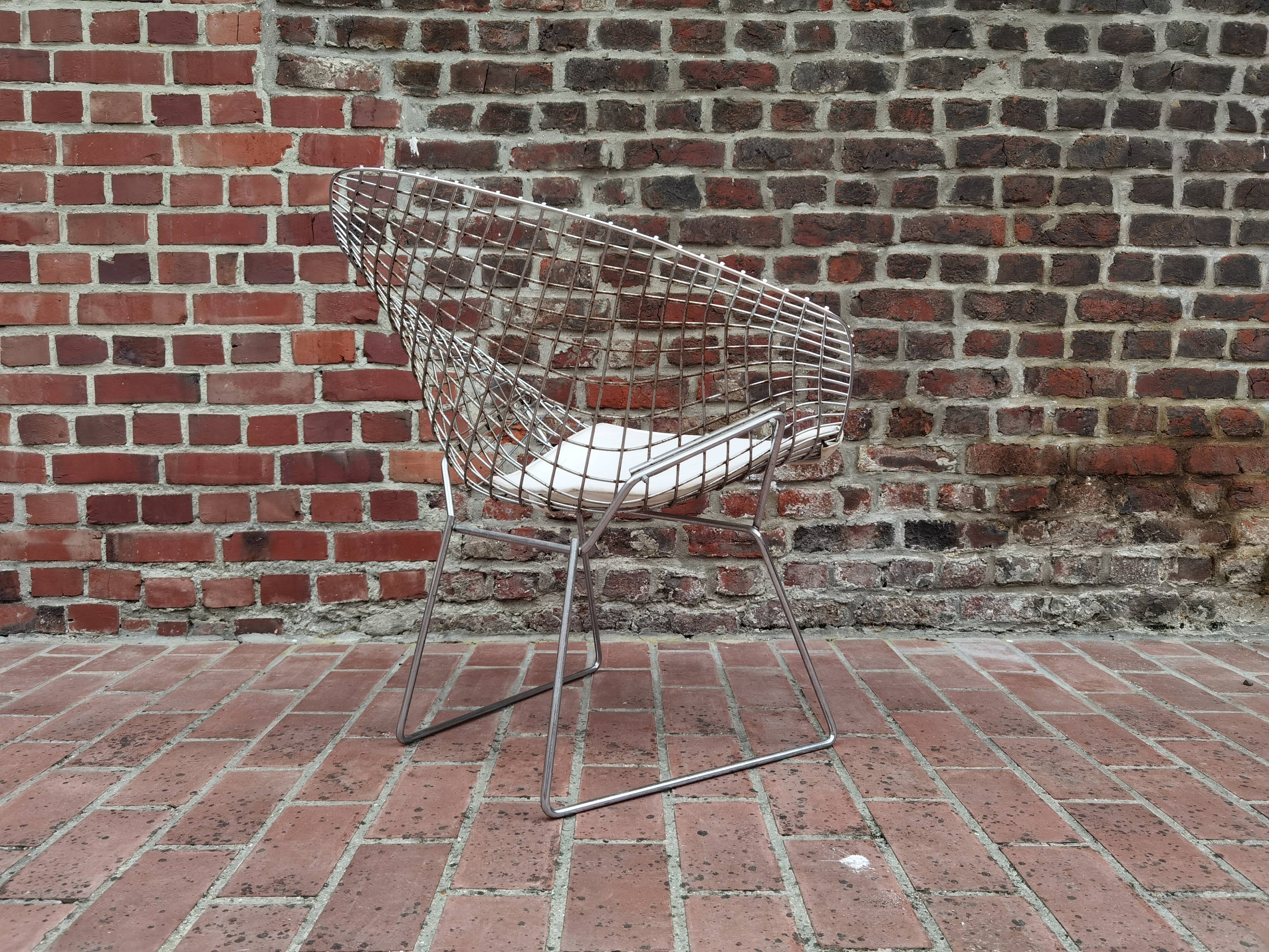 Diamond armchair by Harry Bertoia for Knoll
