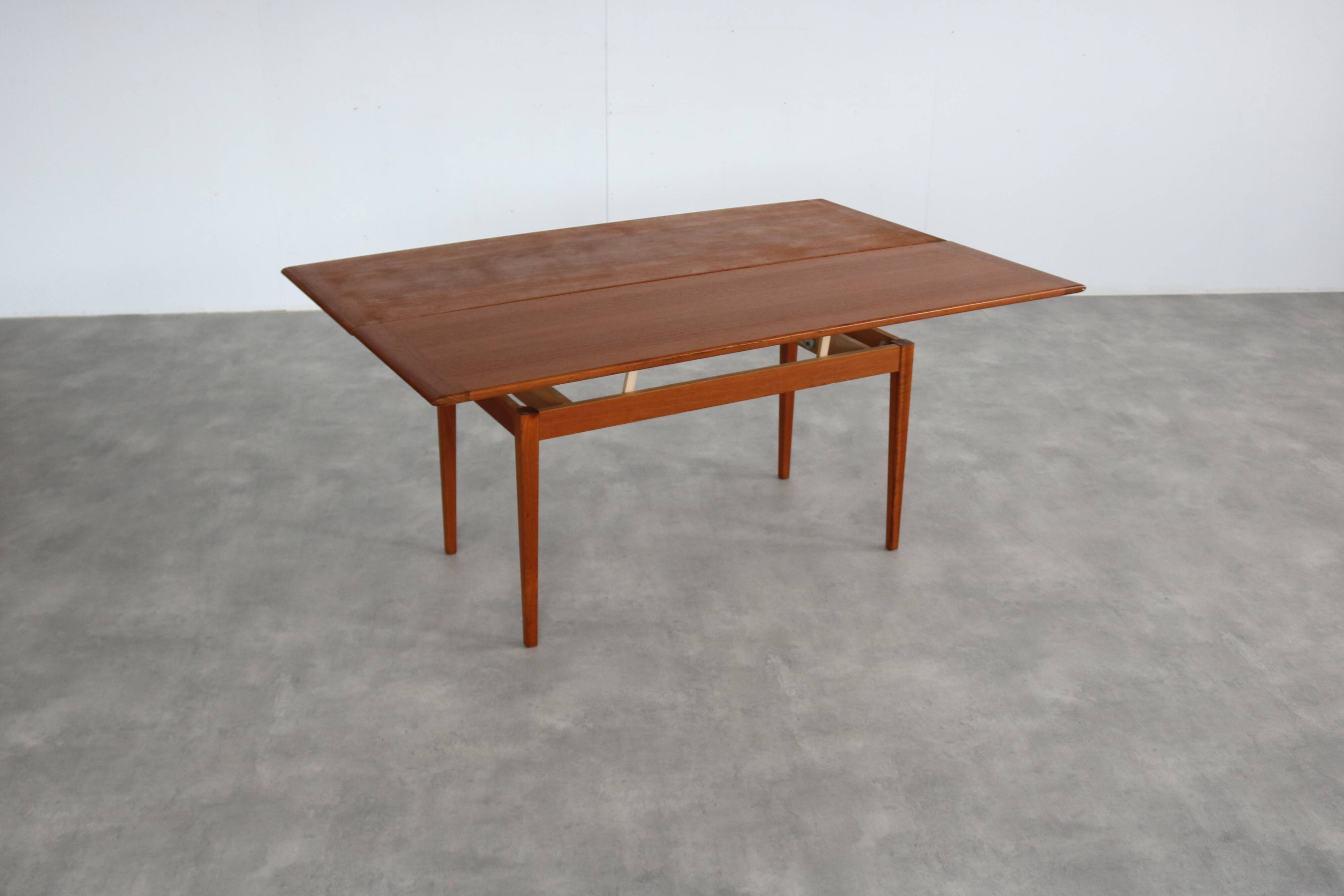 vintage coffee table | dining table | 60s | Sweden