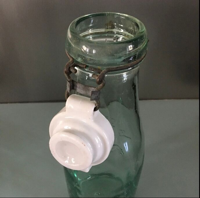 La lorraine bottle with porcelain stopper 1 liter vintage