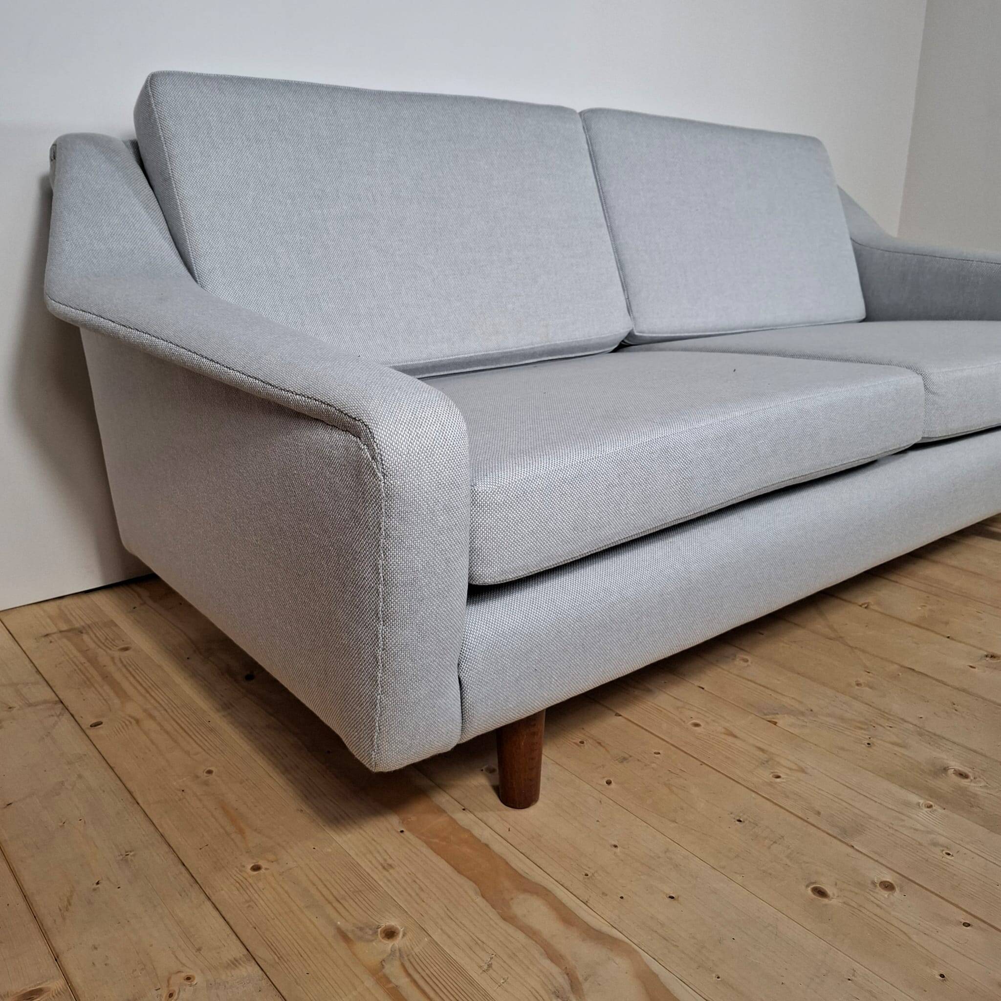 Vintage two-seater canapé covered in Kvadrat fabric – mid-century modern design