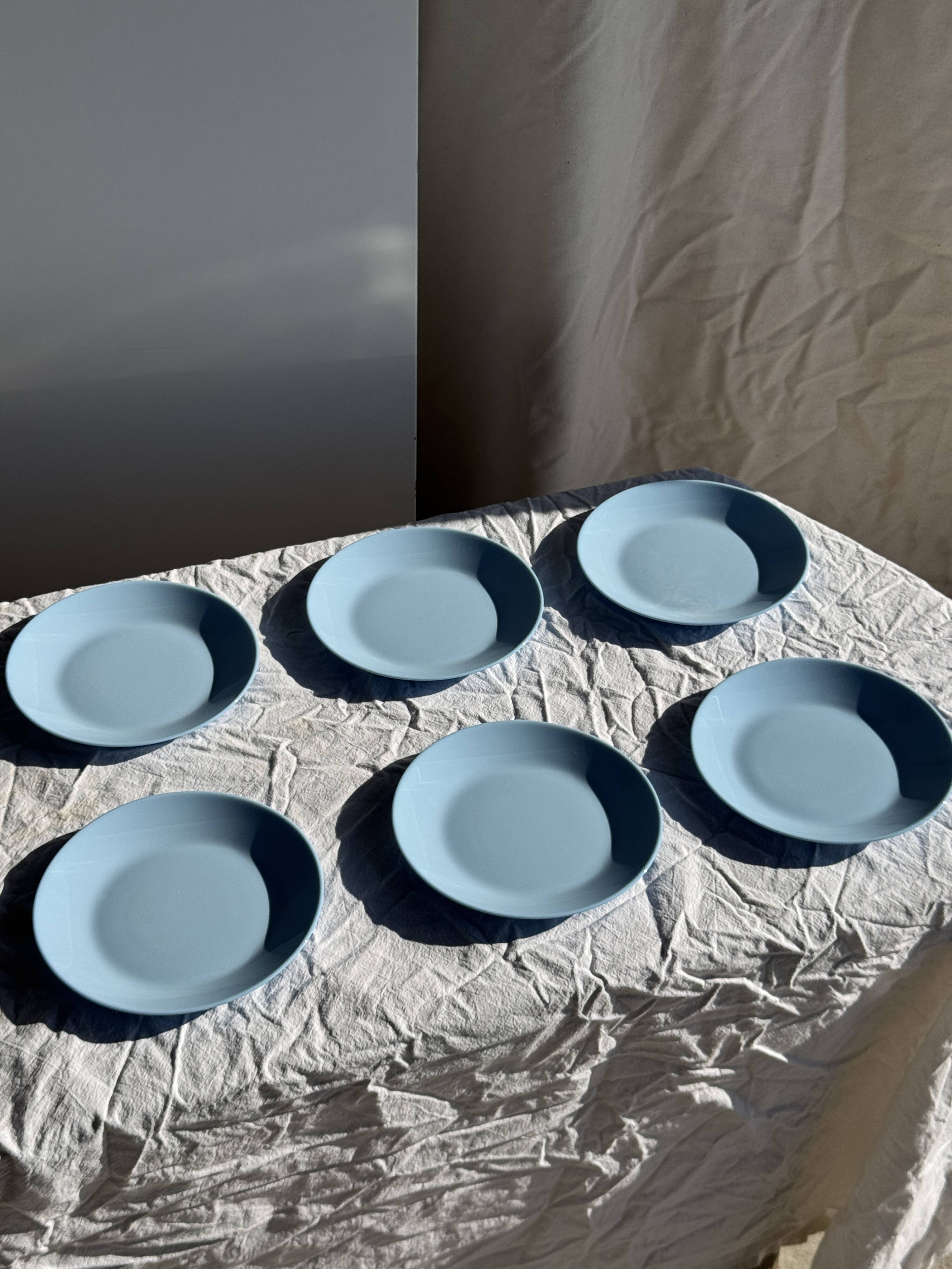 Set of 6 vintage blue dessert plates D18 (1)
