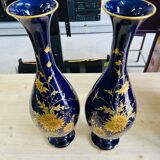 Paire de vases en porcelaine bleu cobalt