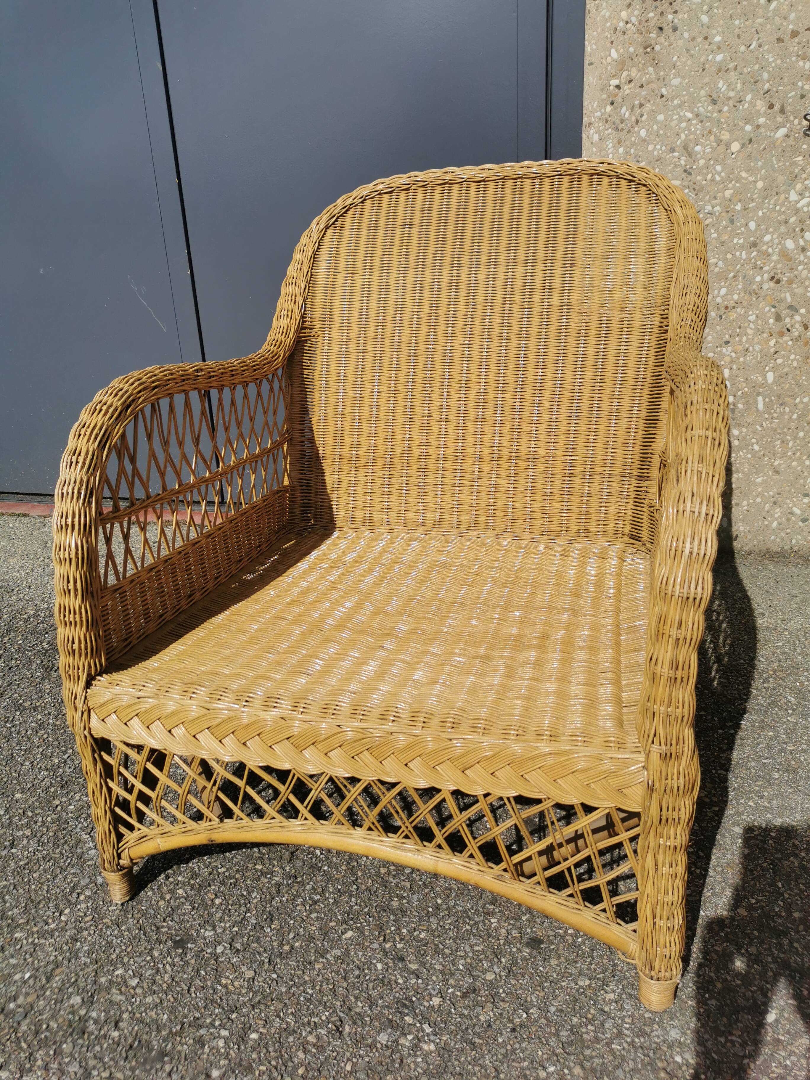 Complete rattan lounge from the 1950s