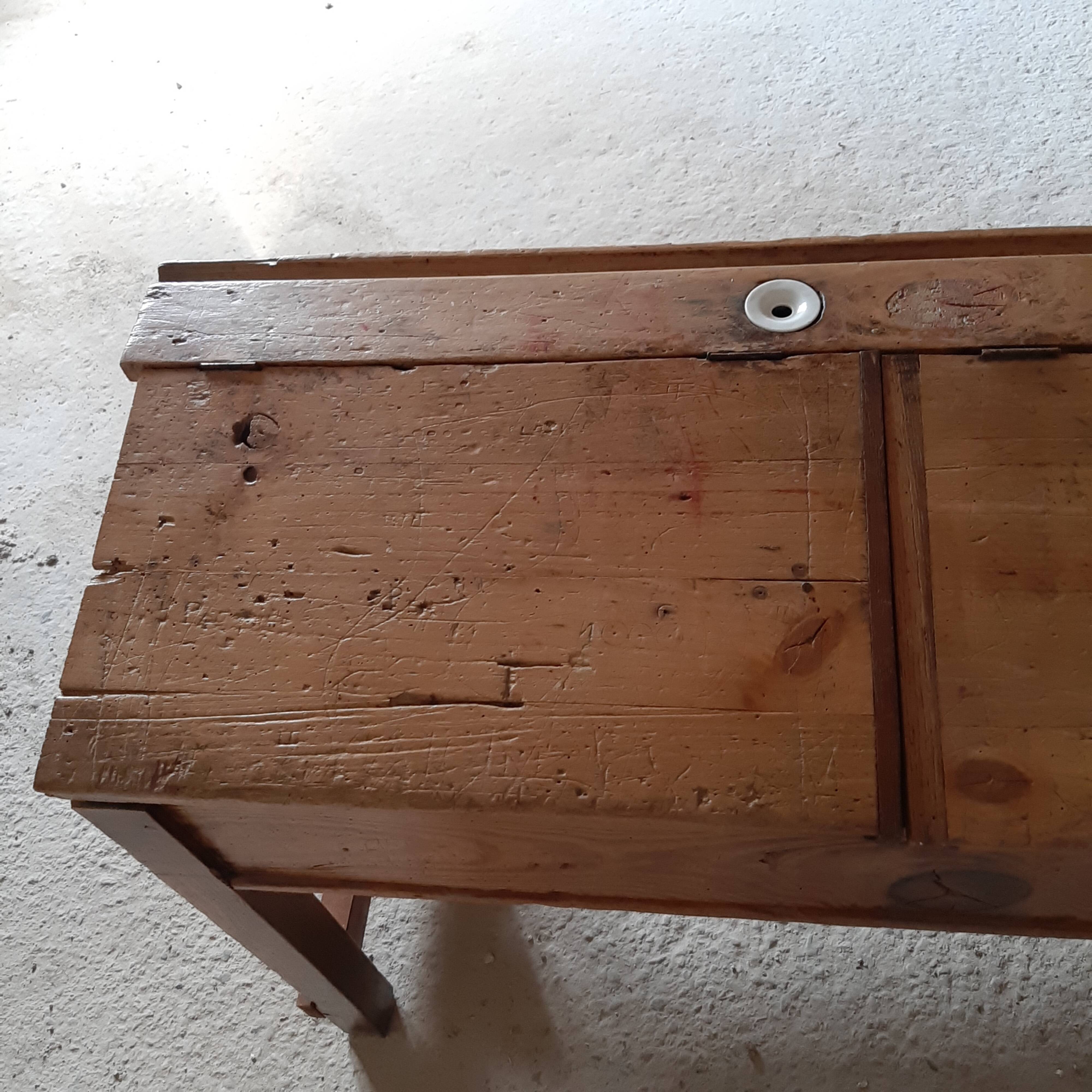 Desk desk early nineteenth century