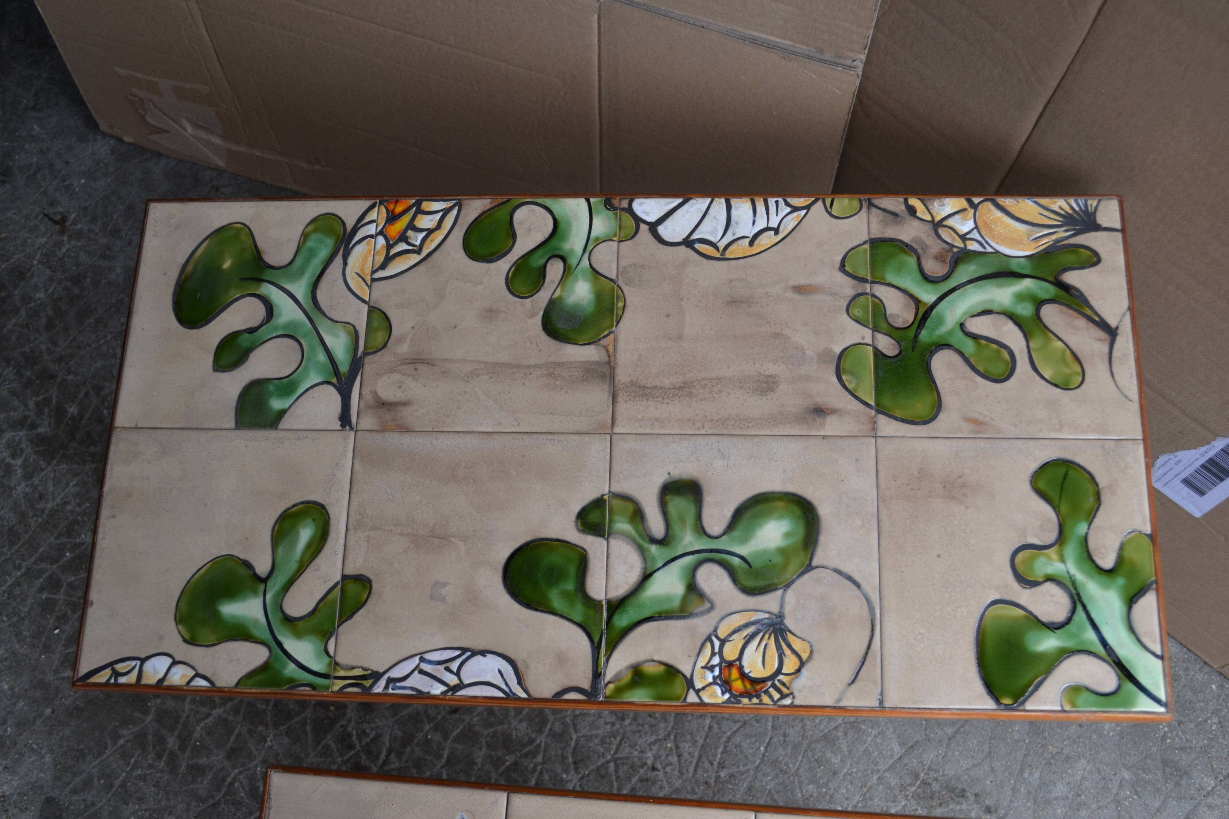 pull-out tables Vallauris, signed 'the wheel' ceramic, chrome foot