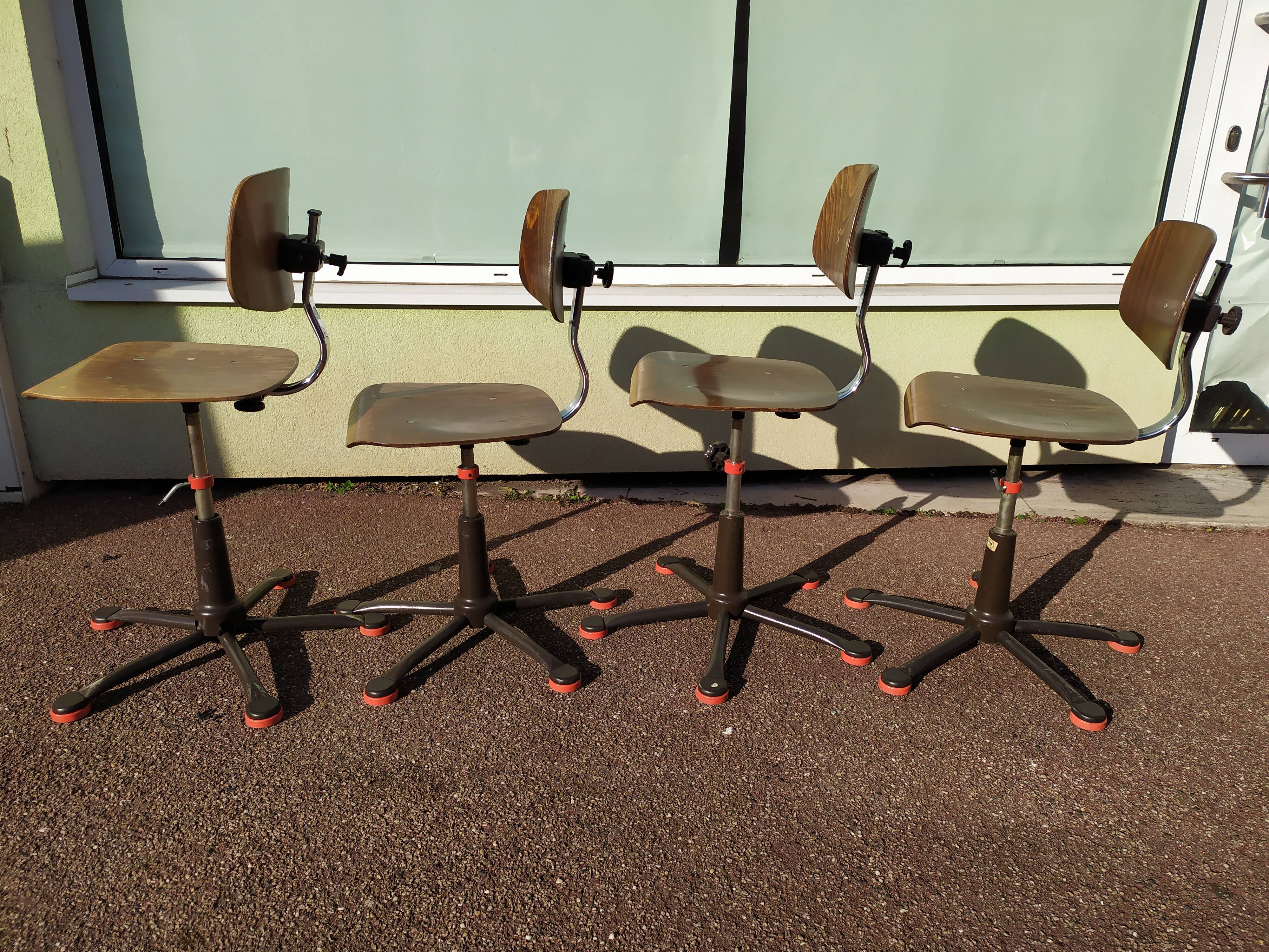 Set of 6 adjustable workshop pfaff chairs swivel sewing