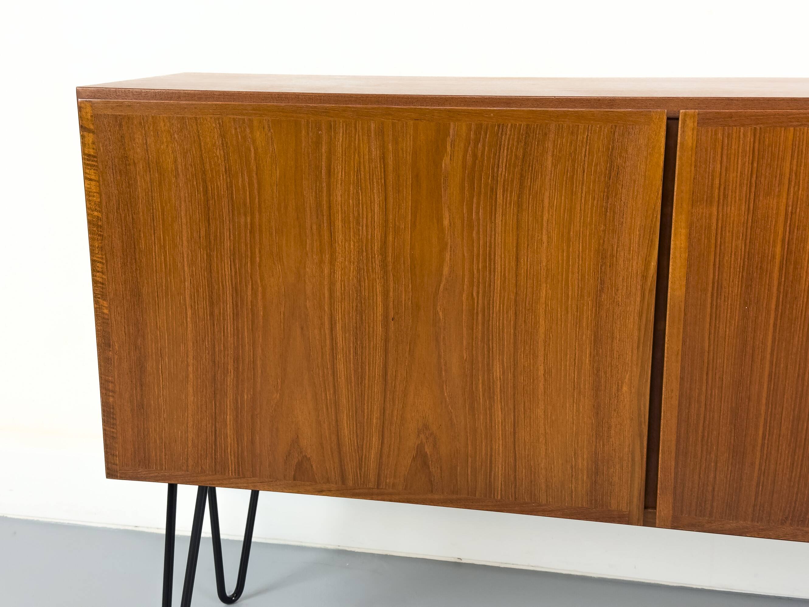Danish teak sideboard by Omann Jun, 1970s