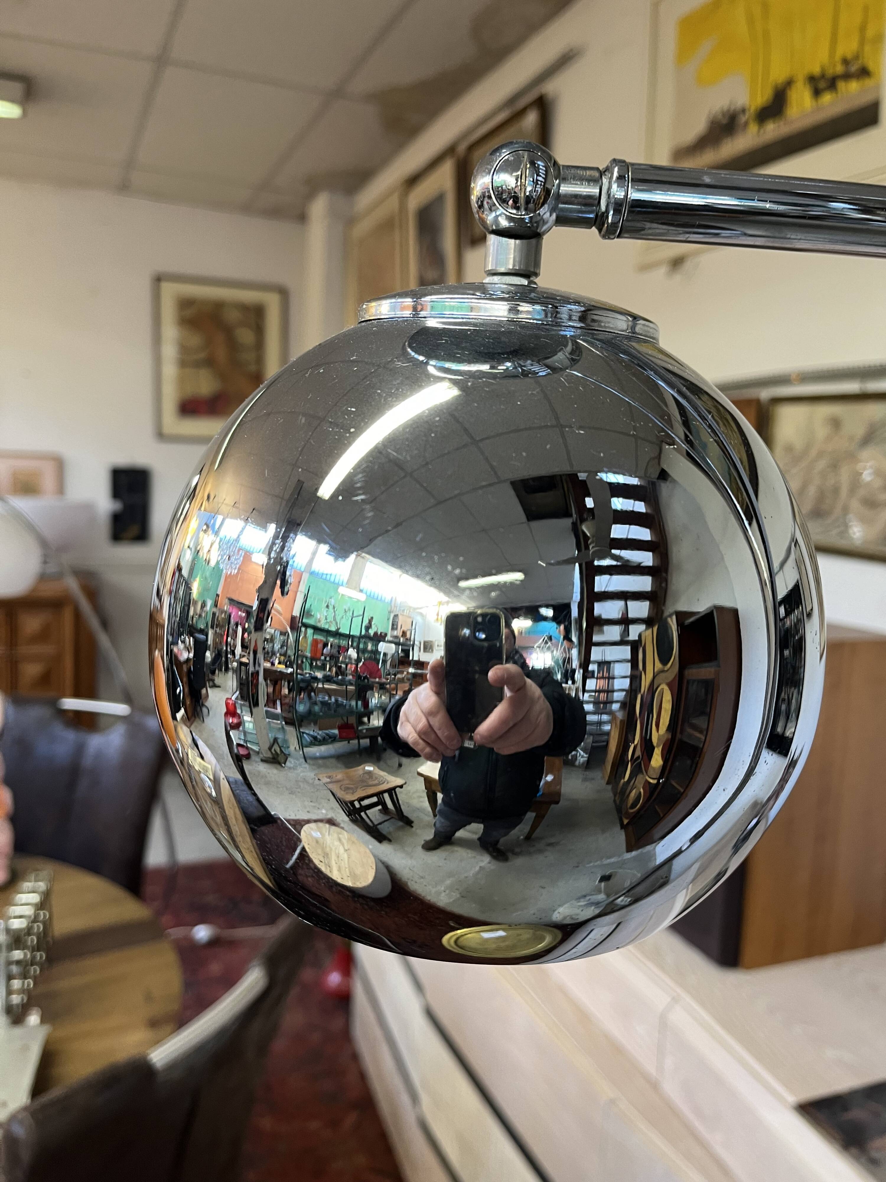 Lily of the valley floor lamp 1970 design Goffredo Reggiani