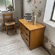 Commode en pin années 80 mobilier montagne