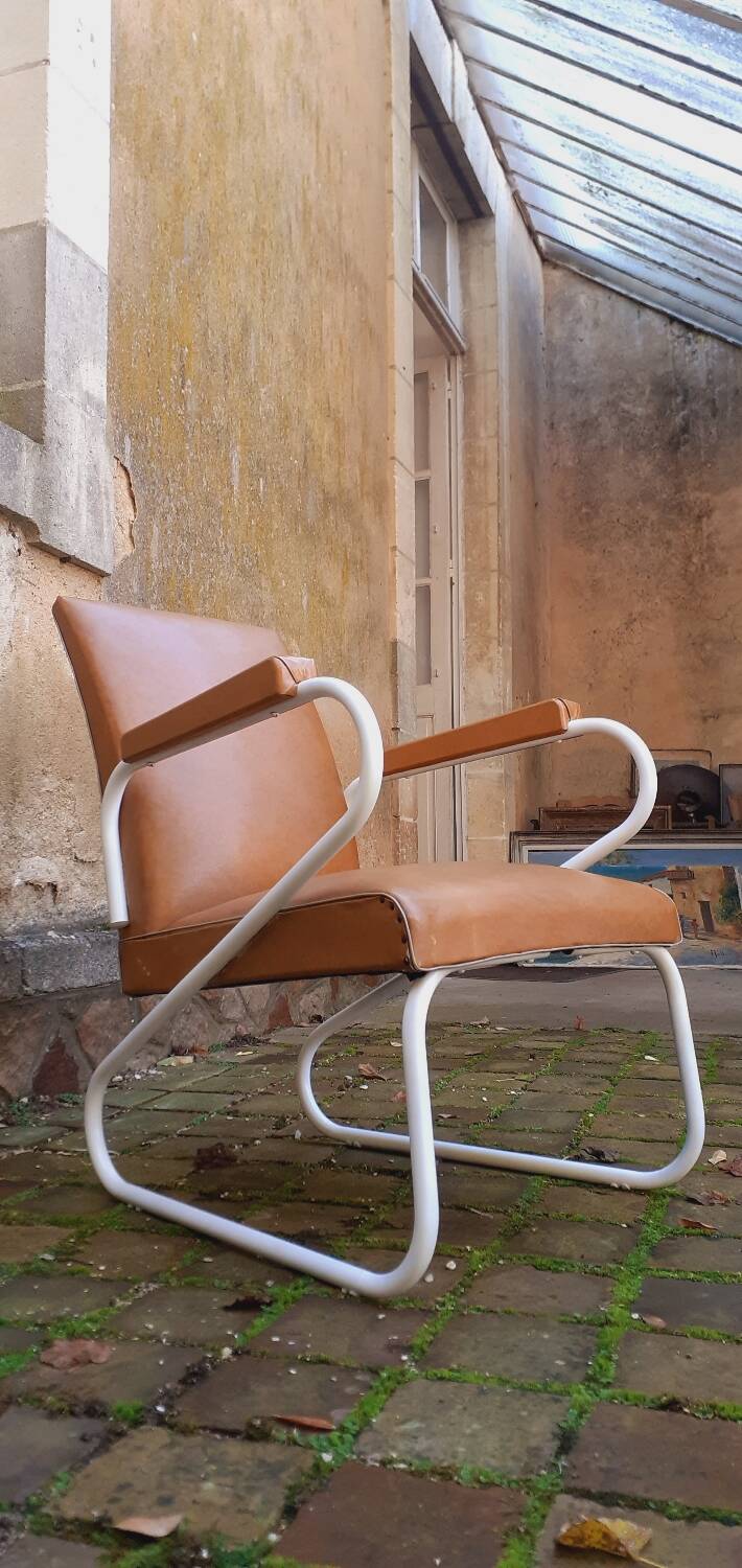 60s armchair with tubular legs, Ronéo style