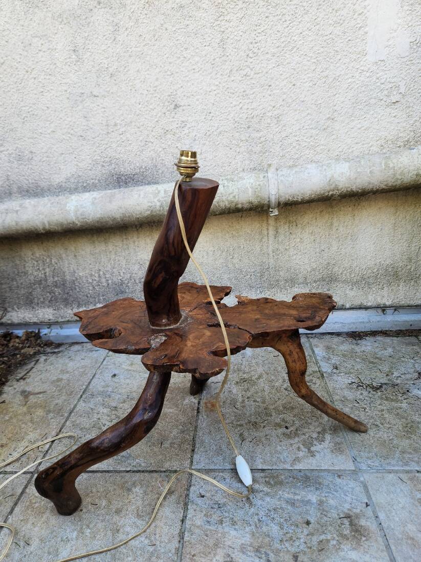 Large table lamp vine trunk