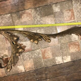 Acanthus leaf wall lamp