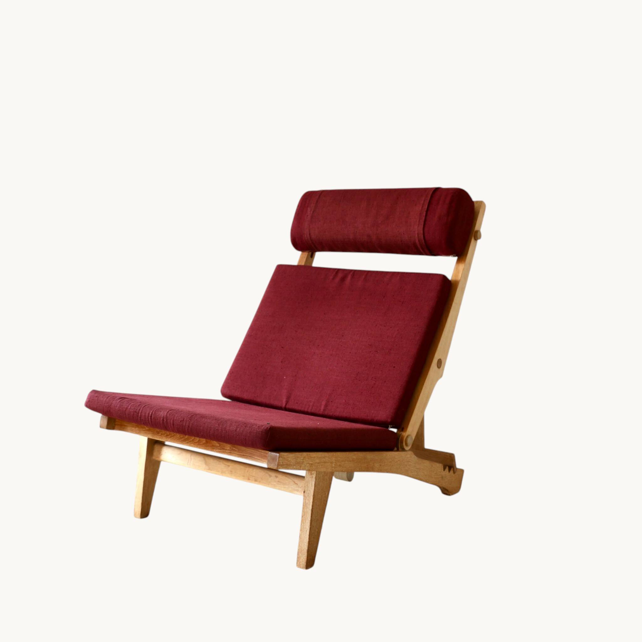 une paire de fauteuils Hans Wegner, Suède, années 60.