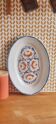 Plat de service ovale blanc à motifs floraux Floréal M.B.C.M.