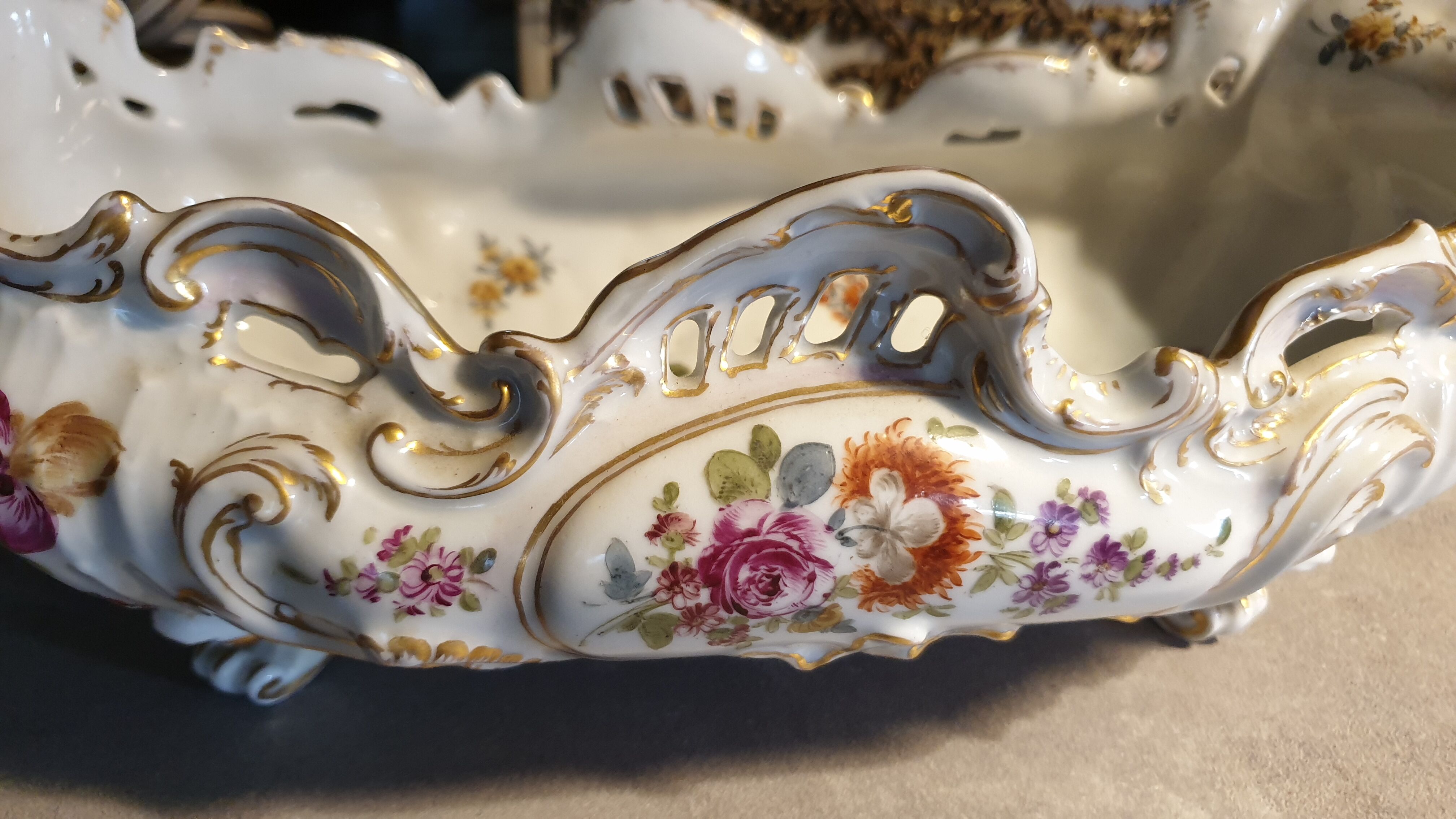 Porcelain planter XIXth