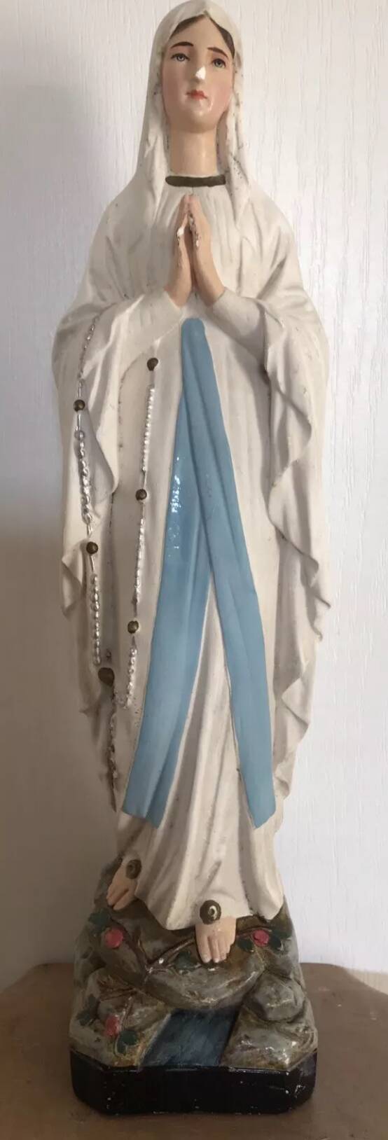 Statue of the holy virgin in hand-painted plaster signed lance 44 cm