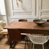 Farm table