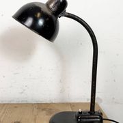 Lampe de table industrielle Bauhaus noire, années 1930