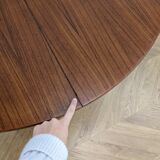 Scandinavian round table