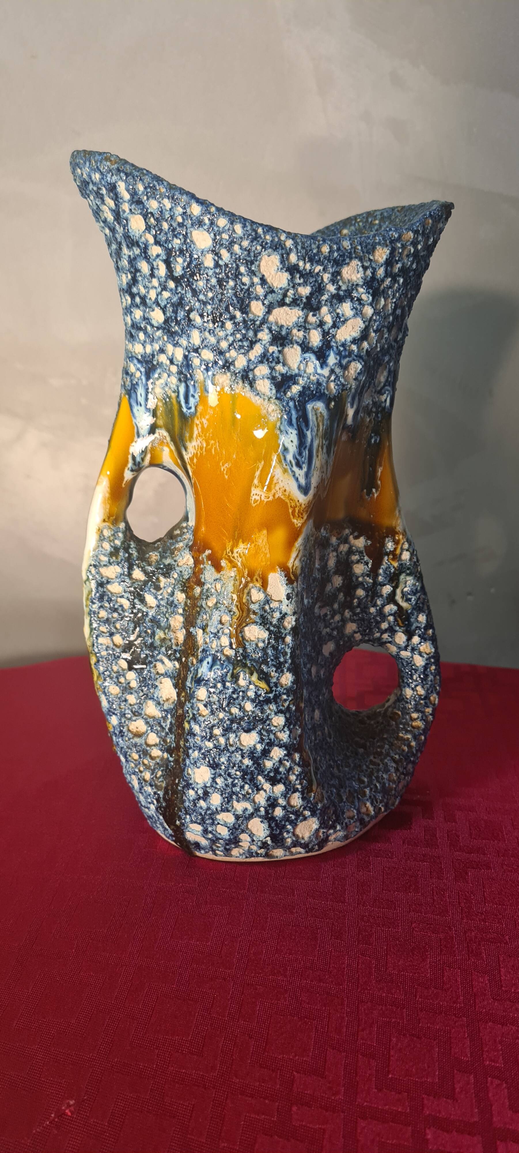 Ceramic vase 1960 In Ceramic Fat Lava Vallauris 25x15 very good condition