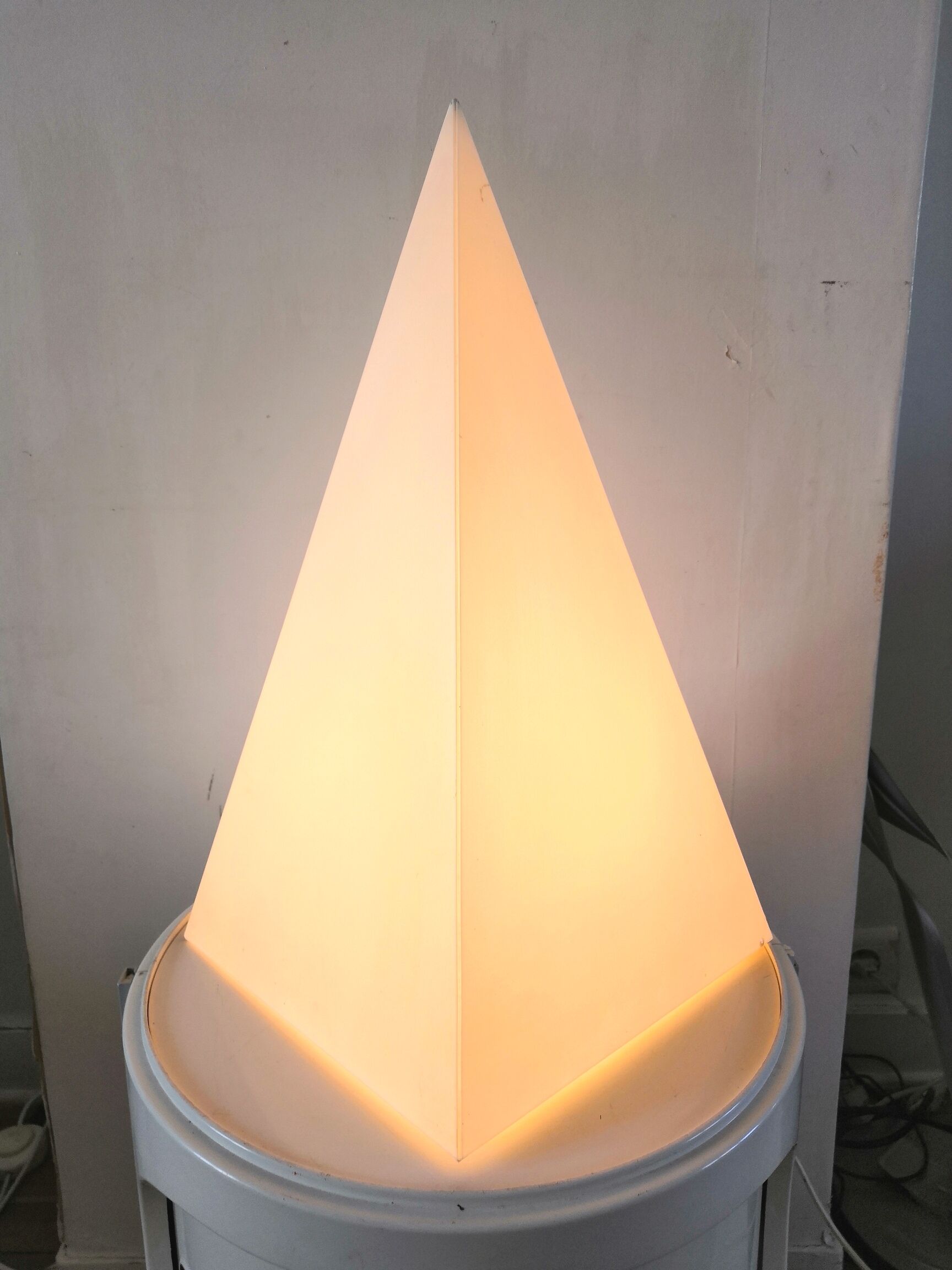Pyramid lamp signed Woja Holland from the 70s