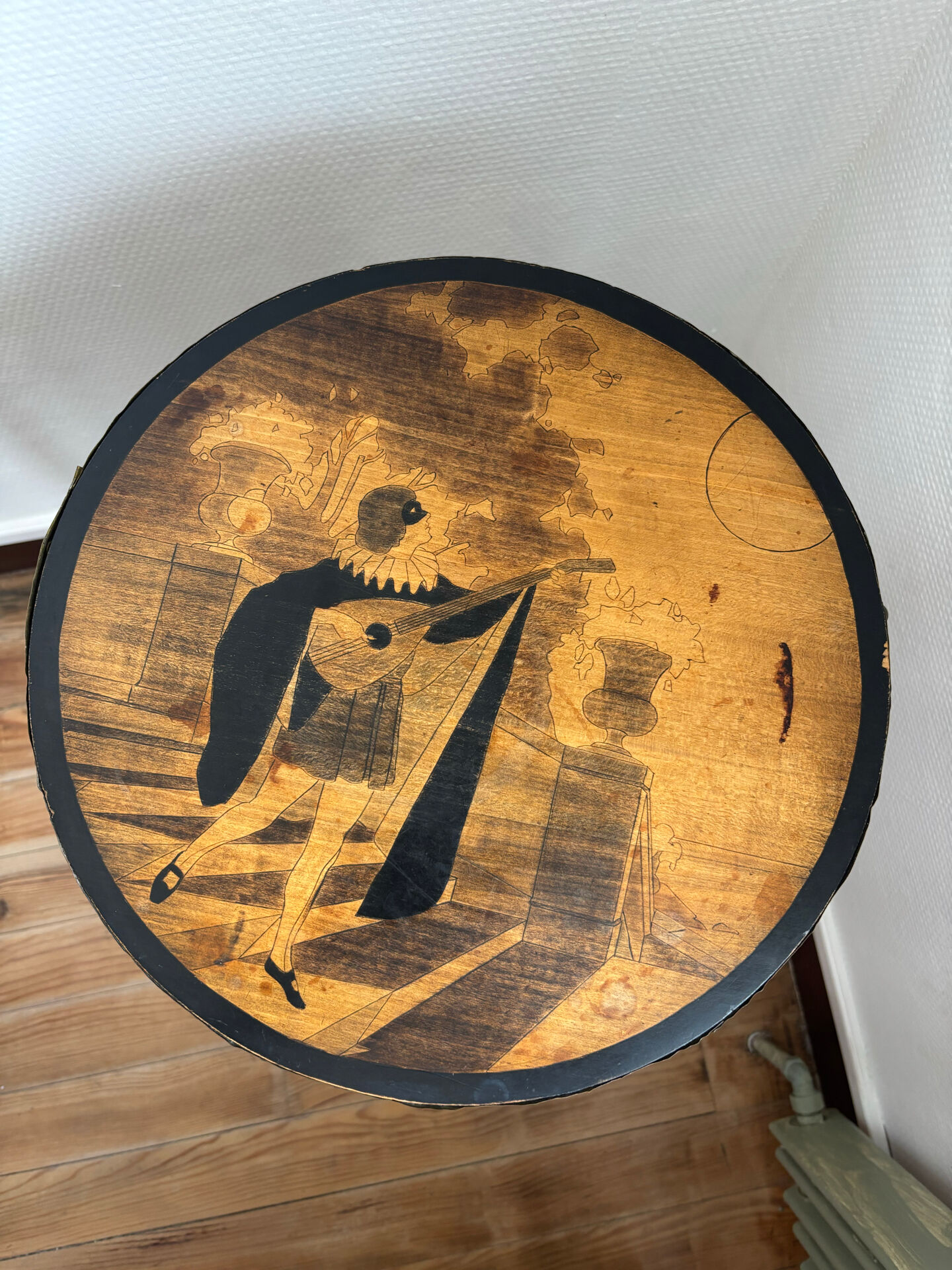 Art deco side table in wood with paint