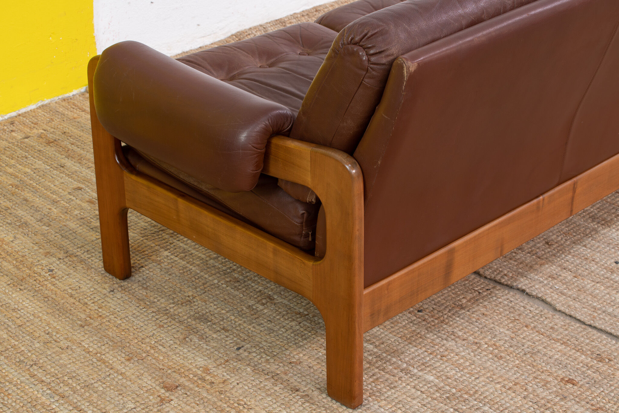 Scandinavian sofa – 205 cm