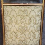 Antique Louis XV style fire screen, in carved and gilded wood, in need of restoration