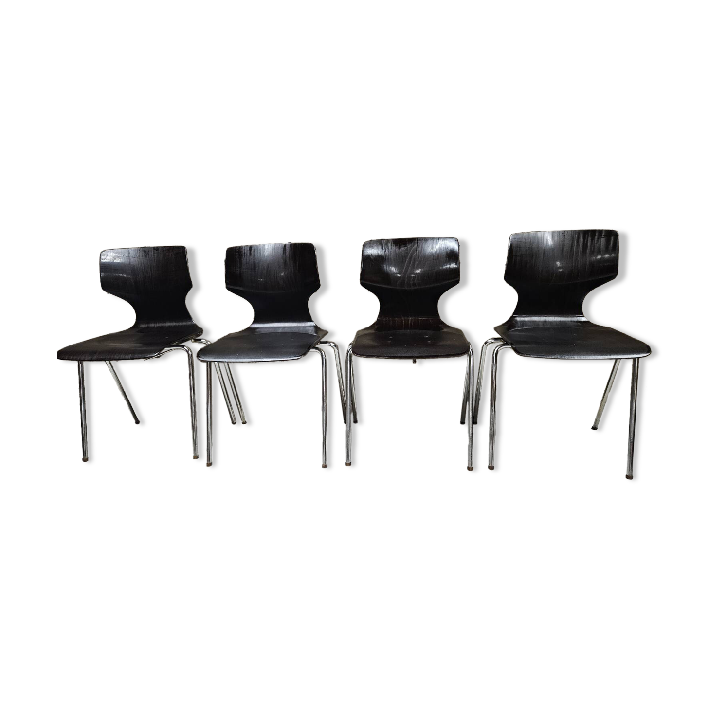 Lot 4 chaises
Flötotto pagwood 1960"