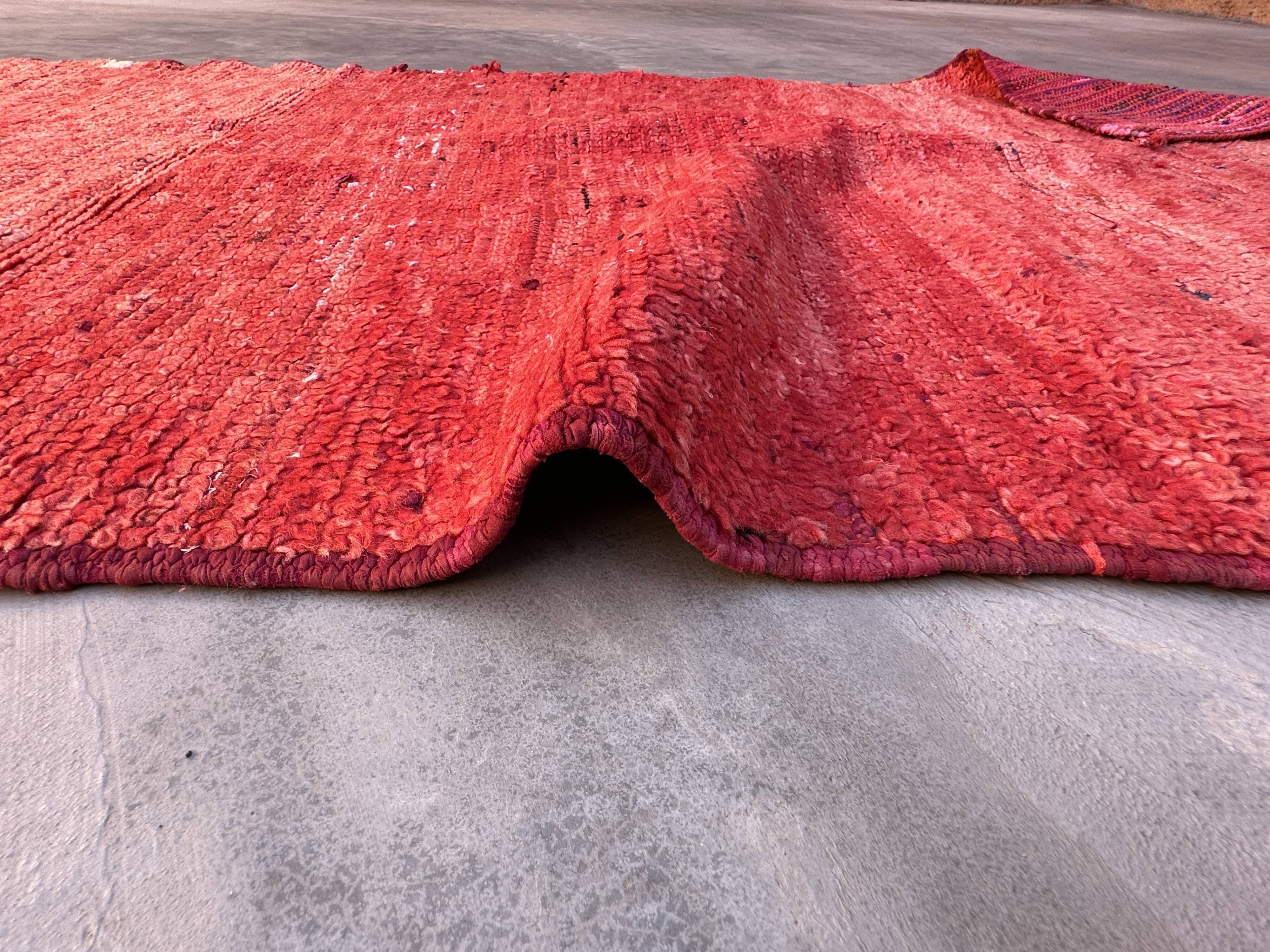 Red Boujad Moroccan rug - 223 x 107 cm