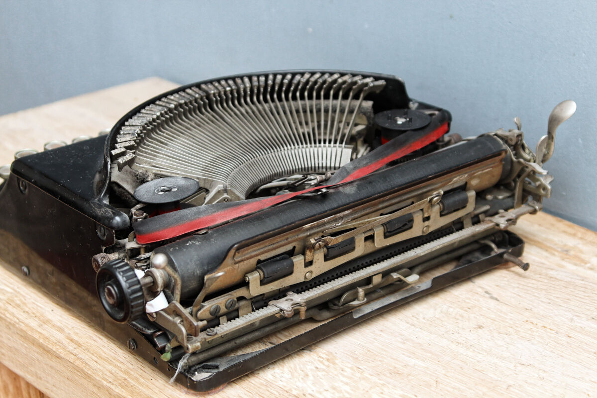 Remington typewriter 3, 30s