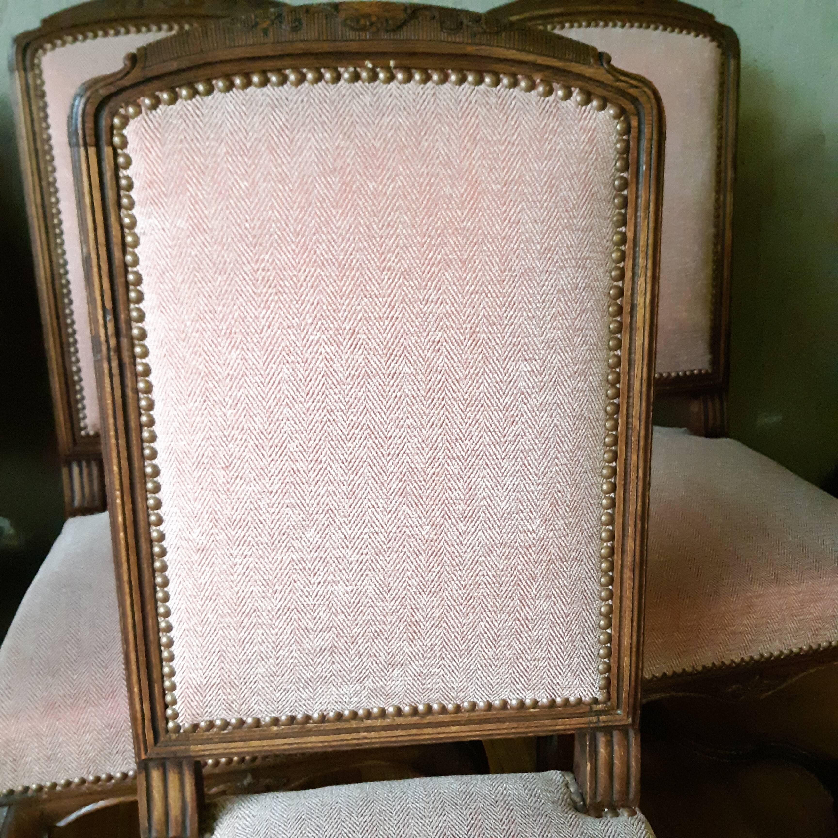 8 Louis XV style chairs