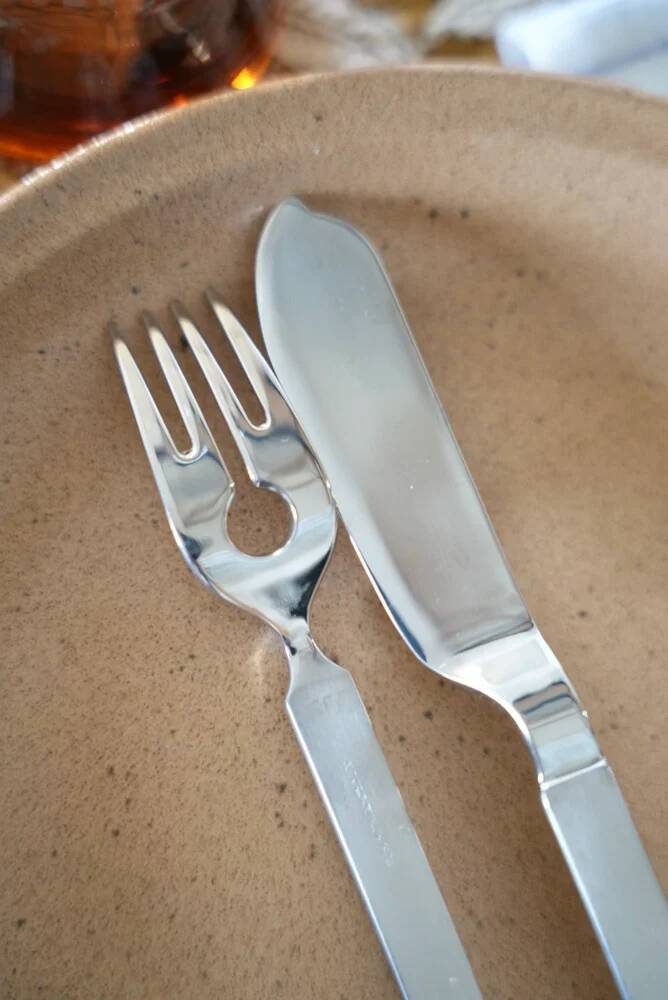 Fish cutlery