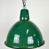 Suspension industrielle en émail vert, années 1960