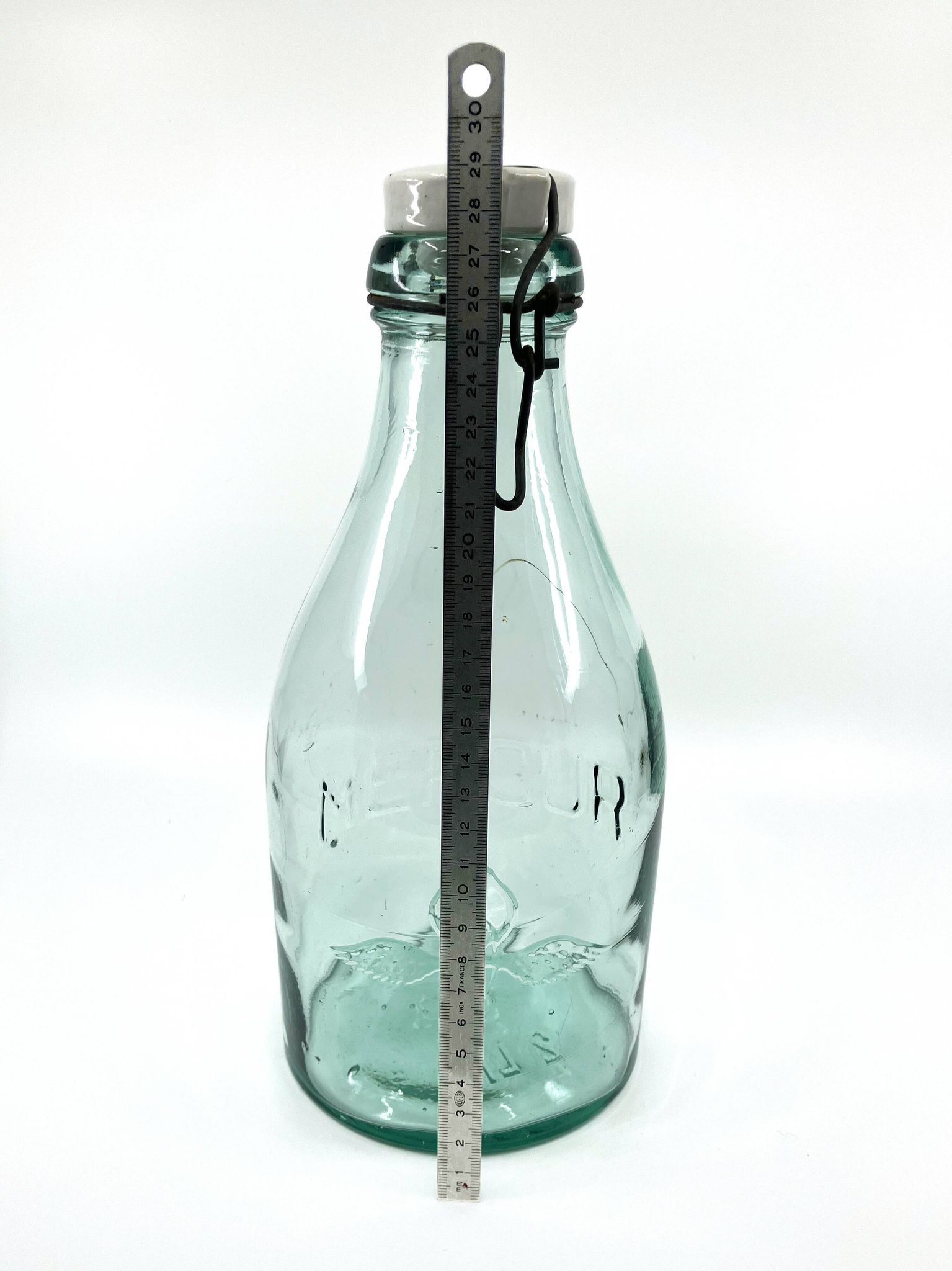 Grande bouteille "Mercur" en verre et bouchon en céramique • 2L • 1930