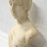 Sculpted marble group of a young woman's bust, 20th century.