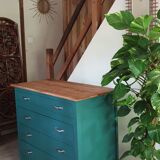 Solid wood chest of drawers